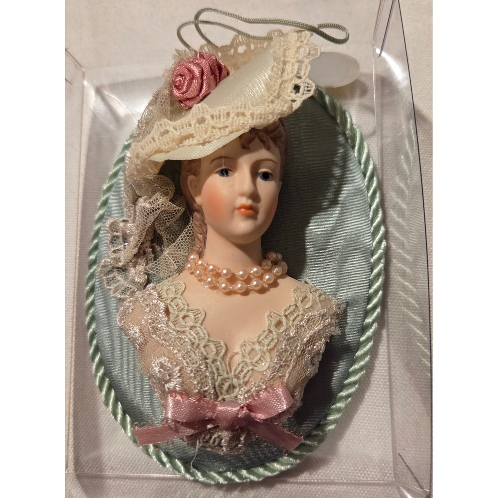 Vintage Victorian Porcelain Lady Bust‎ Ornament Lace Hat Pearls Sage Green Oval